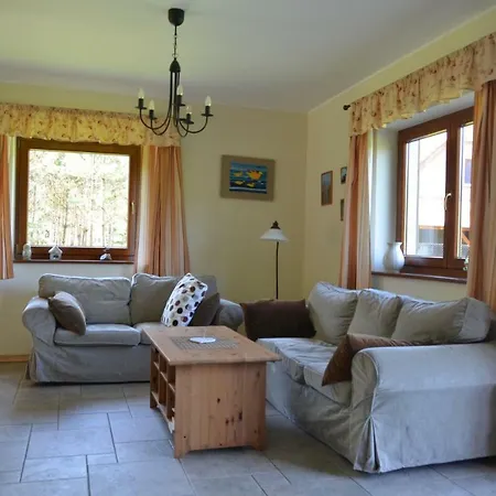 Dom Na Pstraznicy Tatil Evi