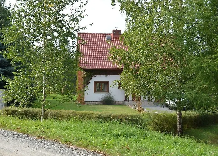 Dom Na Pstraznicy 쿠도바-즈루이